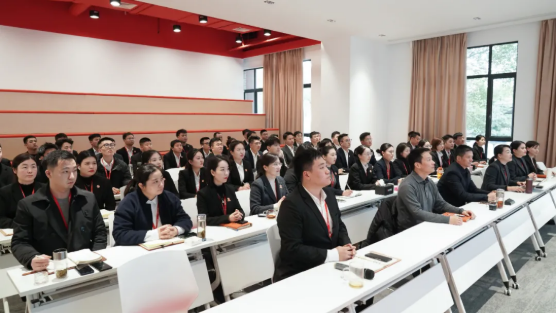 繆力同心，向年度目標(biāo)任務(wù)發(fā)起“總攻”！12月中旬，集團(tuán)成功通過44個優(yōu)質(zhì)投資選址項目