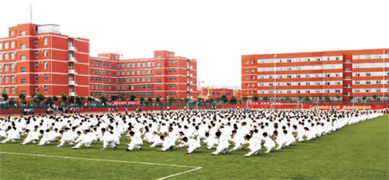 東方龍商務(wù)集團(tuán)全力助推陜西定邊縣委托招商引資，開(kāi)啟新時(shí)代定邊現(xiàn)代化建設(shè)新征程