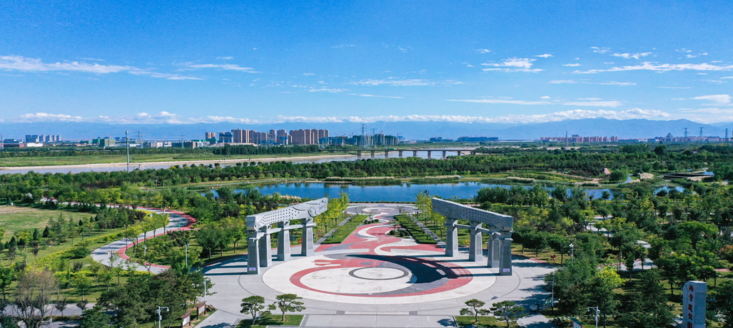 集團(tuán)全力助推陜西咸陽(yáng)高新技術(shù)產(chǎn)業(yè)開(kāi)發(fā)區(qū)委托招商引資，做大做強(qiáng)四大主導(dǎo)產(chǎn)業(yè)集群！