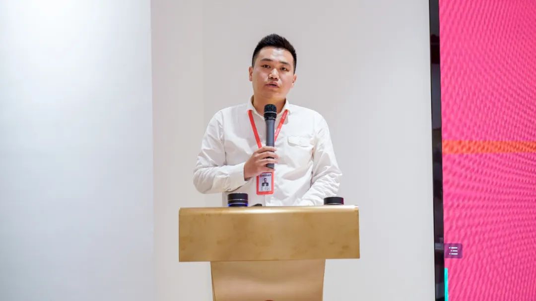 燃情征戰(zhàn)，決勝決戰(zhàn)下半年！東方龍商務(wù)集團(tuán)成功舉行6-7月份月度總結(jié)會