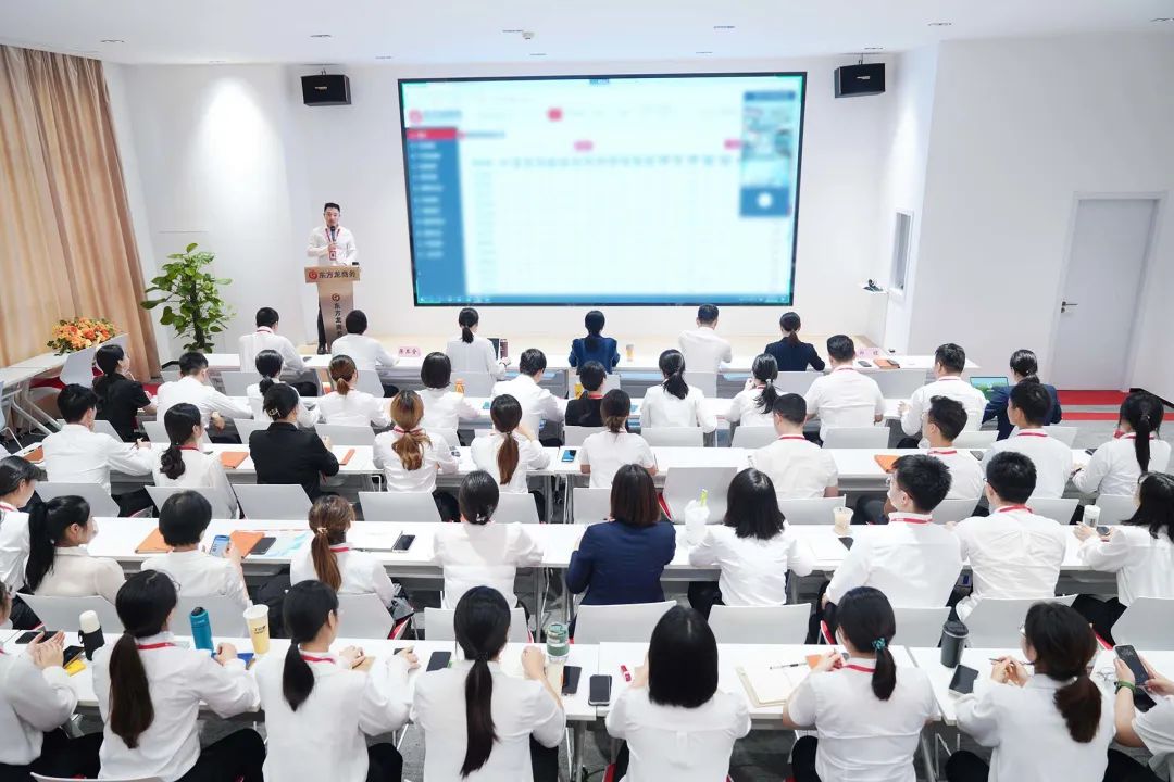 提振信心，練好“內(nèi)功”，開拓市場！9月中旬，集團成功通過27個優(yōu)質(zhì)投資選址項目